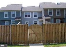 3 Bedroom, 1 1/2 bath Townhouse. Country kitchen, formal living & dining room, all appliances, good size fenced yard, freshly painted. No pets with this one.