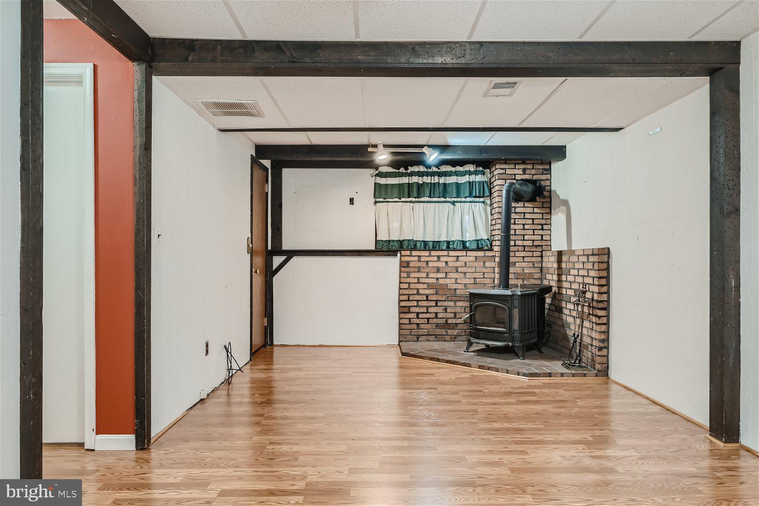 RIVIERA BEACH - Residential