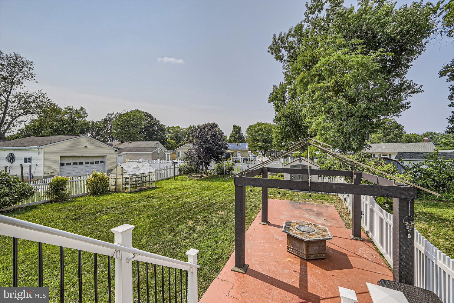 RIVIERA BEACH - Residential