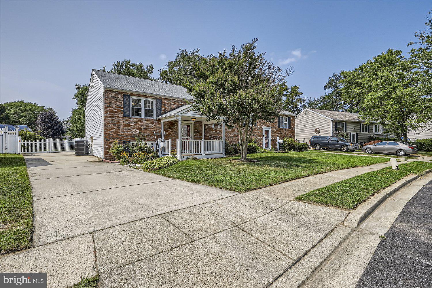 RIVIERA BEACH - Residential