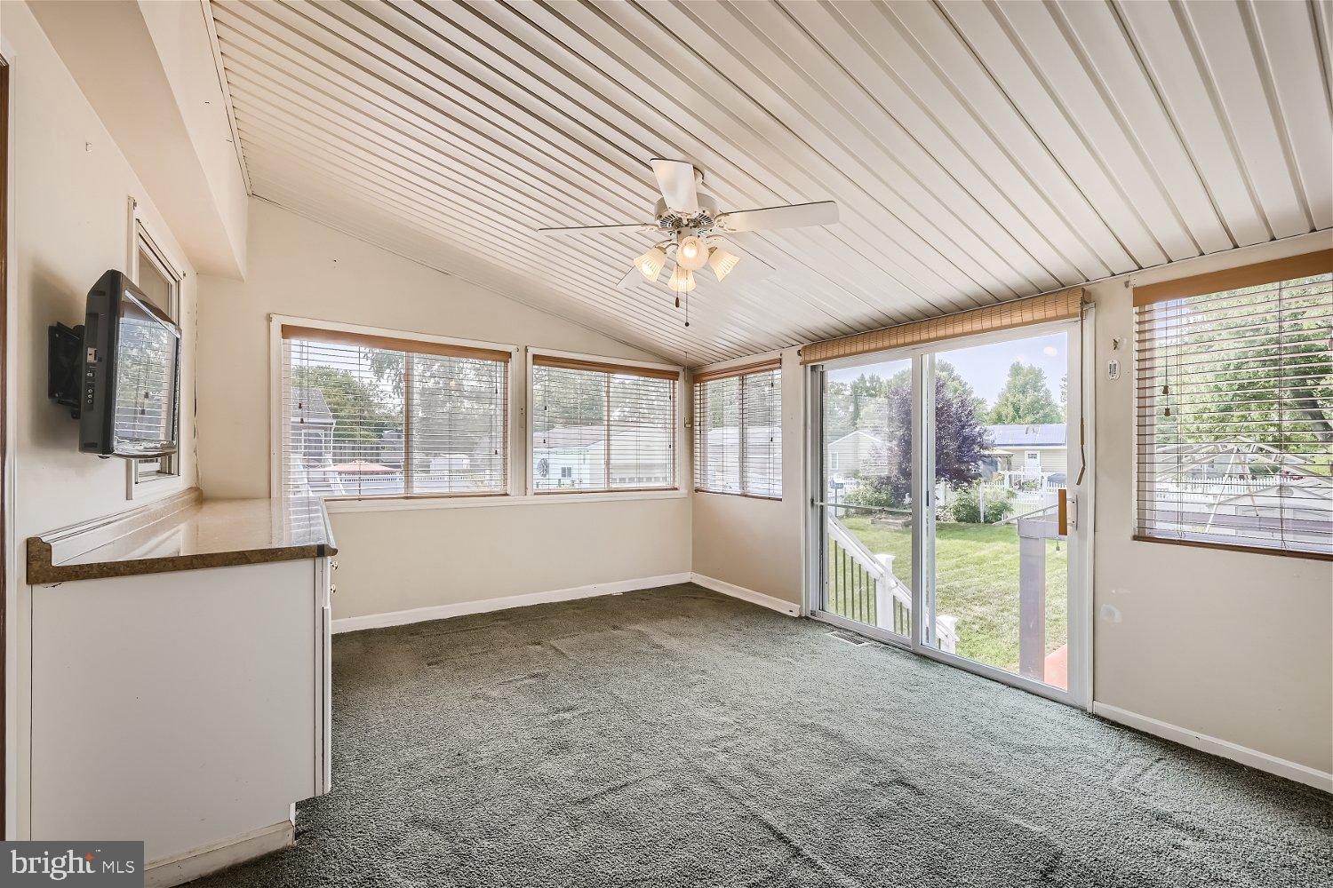 RIVIERA BEACH - Residential