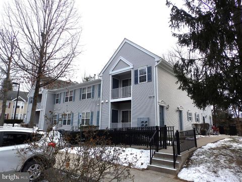Homes For Sale - 508 Cypress Lane<br/> Middlesex County, EAST BRUNSWICK, NJ 08816