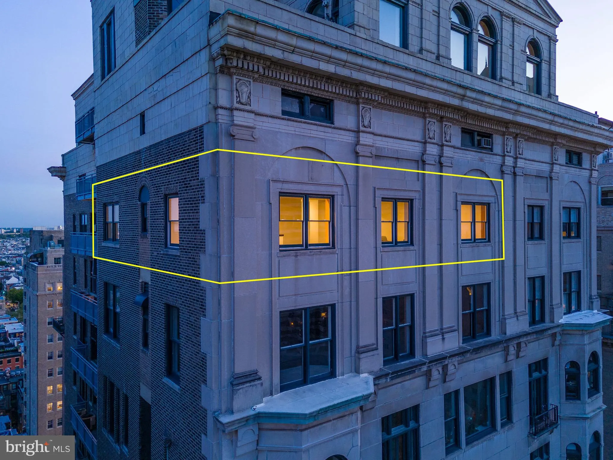 Philadelphia, Pennsylvania 19103, United States, 2 Bedrooms Bedrooms, ,2 BathroomsBathrooms,Residential,Active,122555