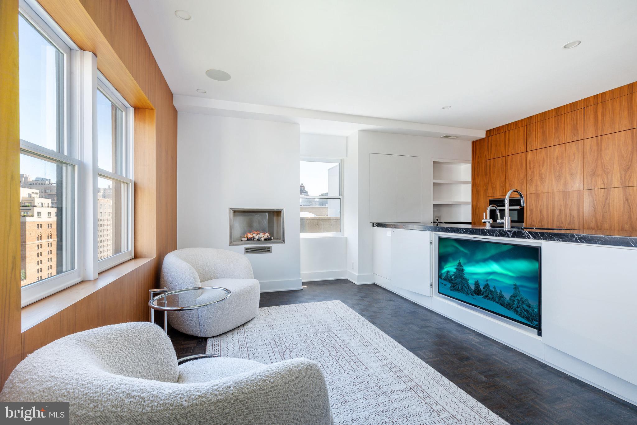 RITTENHOUSE SQUARE - Residential