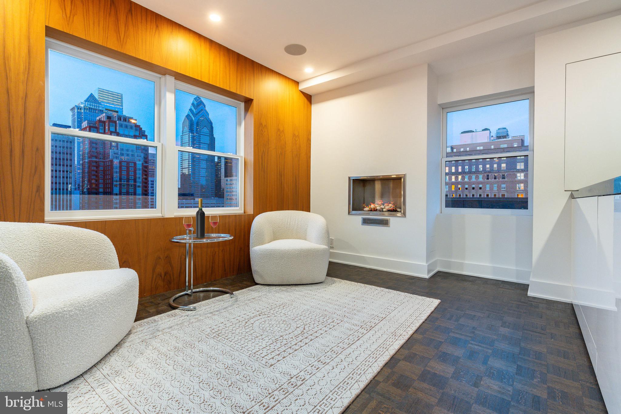 RITTENHOUSE SQUARE - Residential