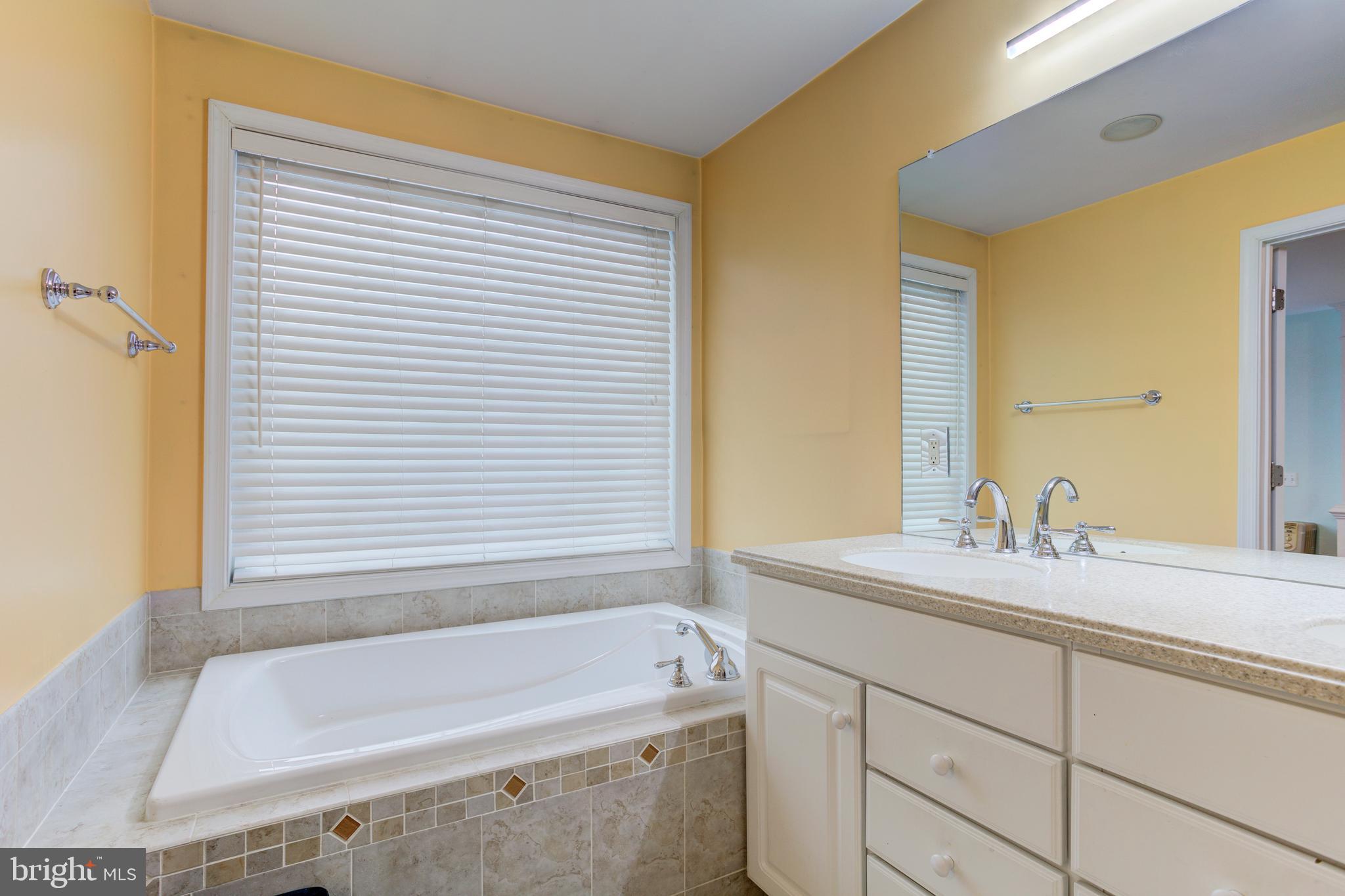 POTOMAC CLUB - Residential