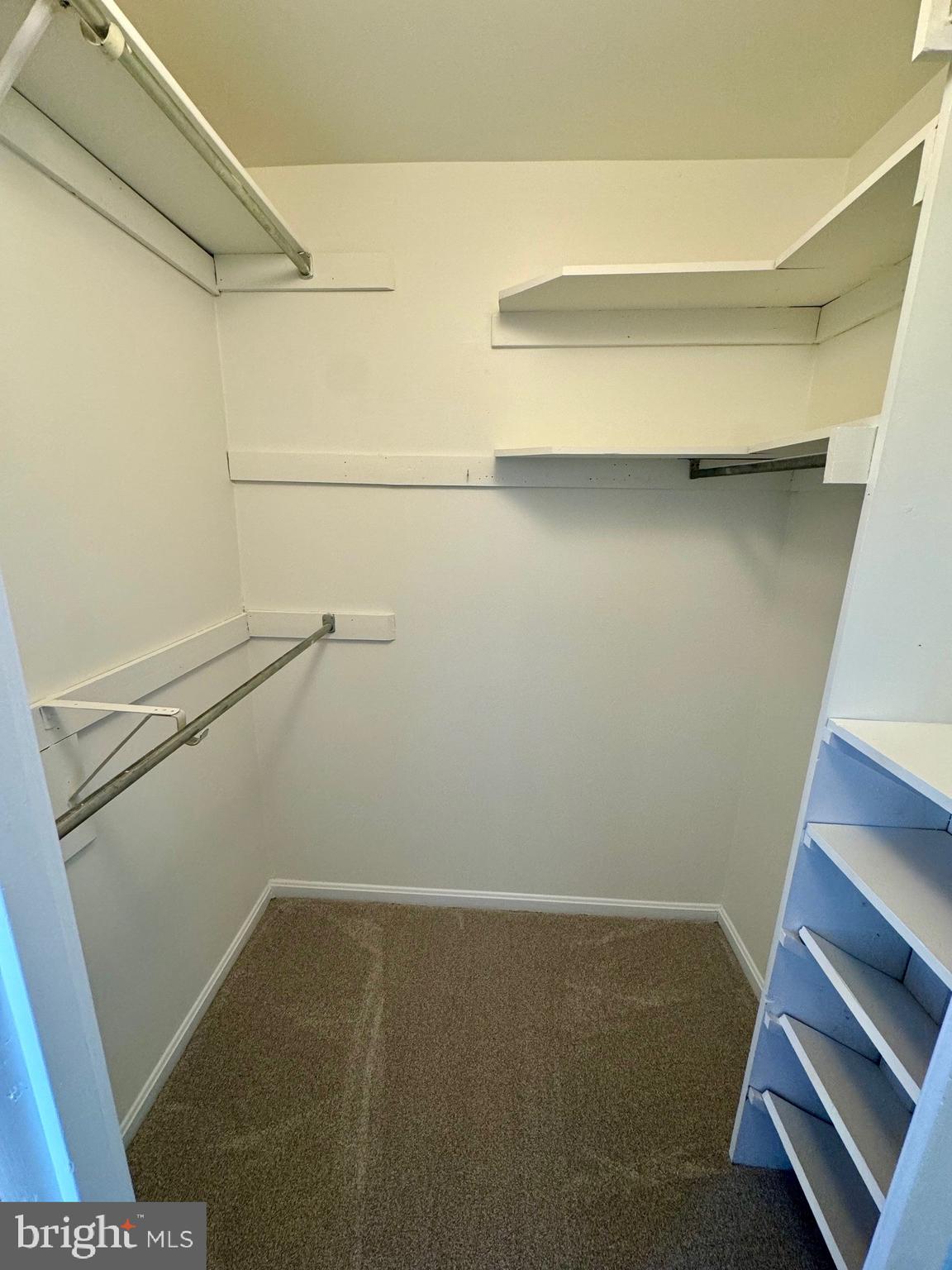 COMSTOCK - Residential Lease