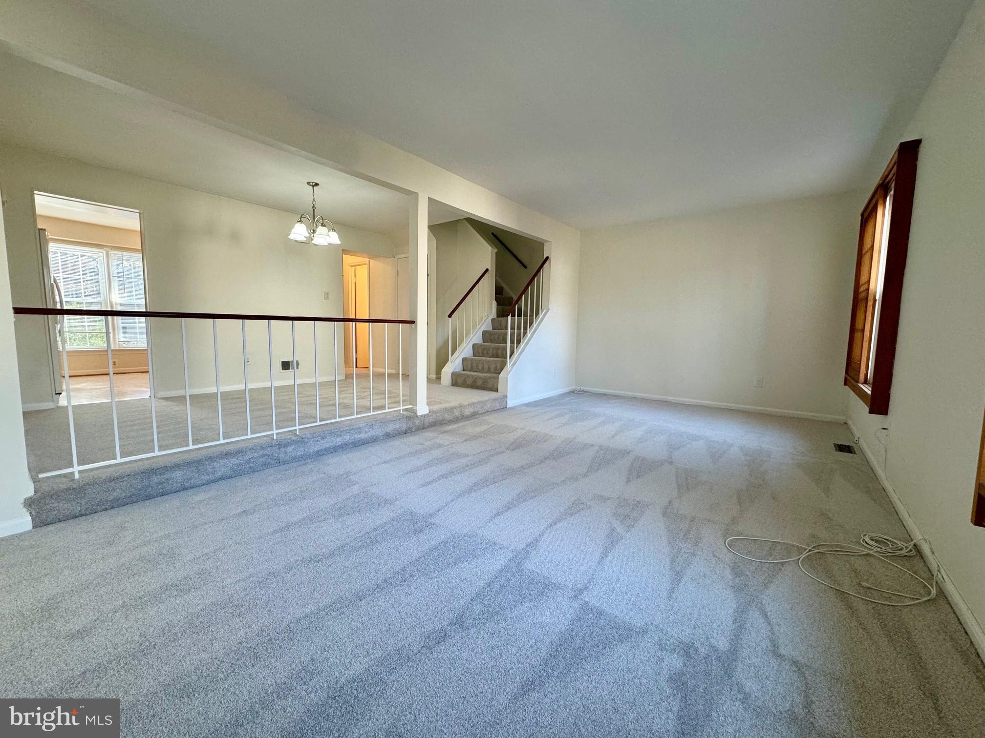 COMSTOCK - Residential Lease