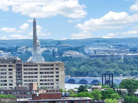 Photo of 1301 N Courthouse Road #1803, ARLINGTON, VA 22201 (MLS # VAAR2071998)