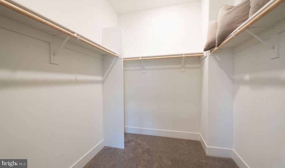 LIBERTY RUN - Residential