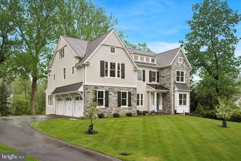 215 S SPRING MILL RD VILLANOVA PA 19085