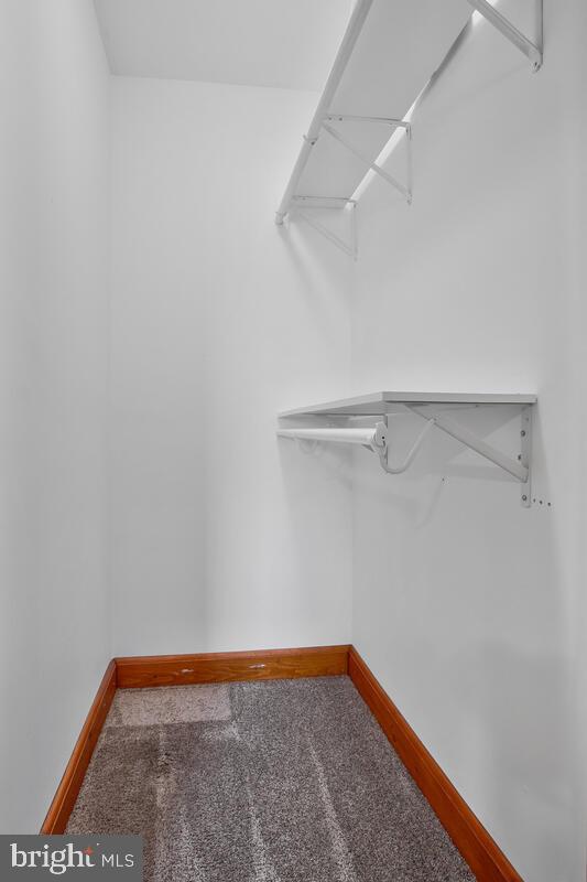 ALTOONA BEACH - Residential