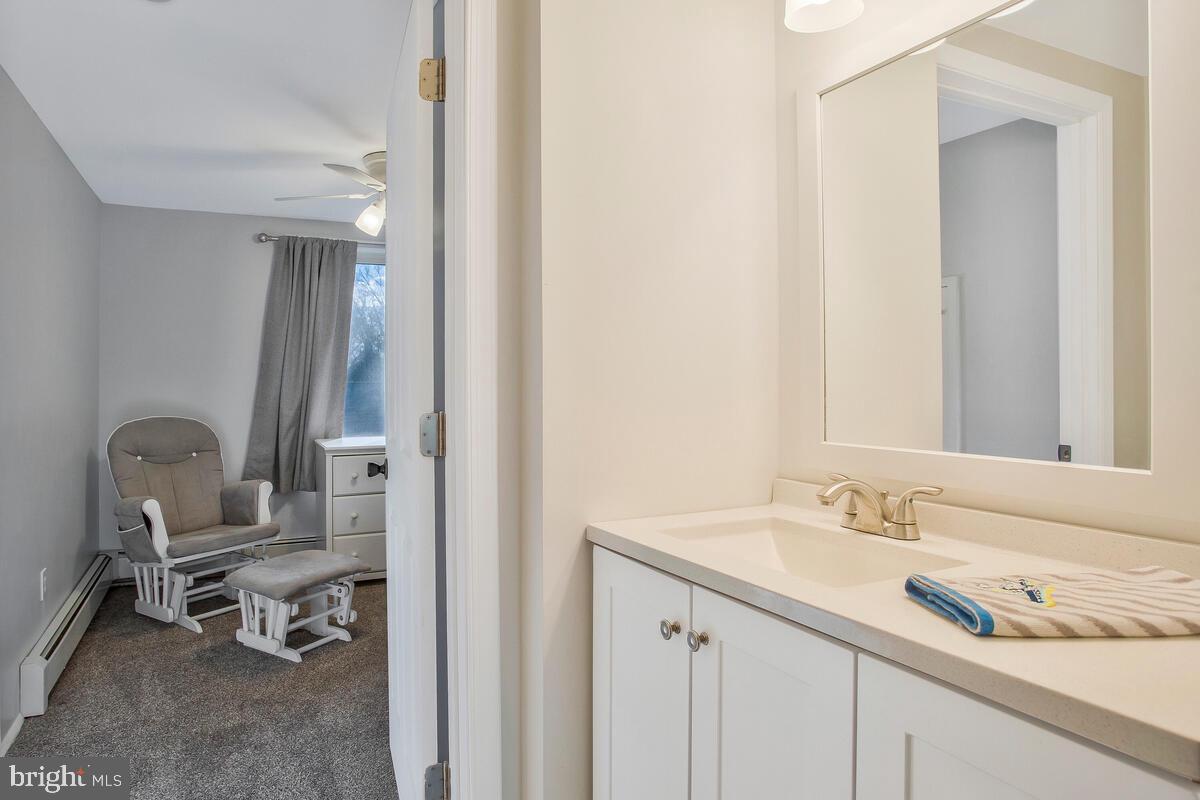 ALTOONA BEACH - Residential