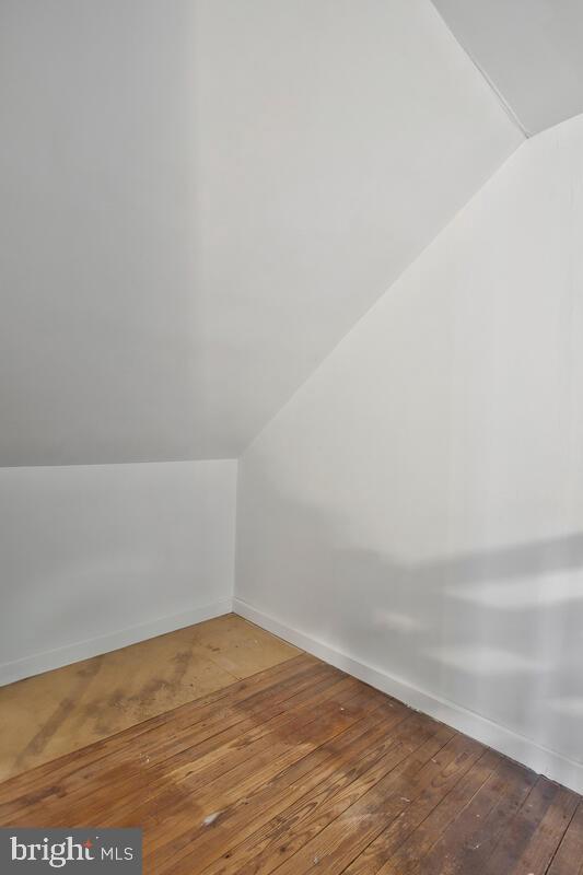 ALTOONA BEACH - Residential