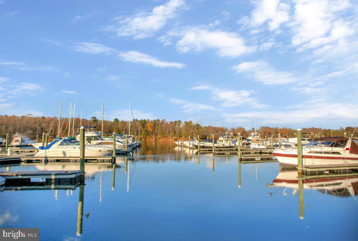 ALTOONA BEACH - Residential