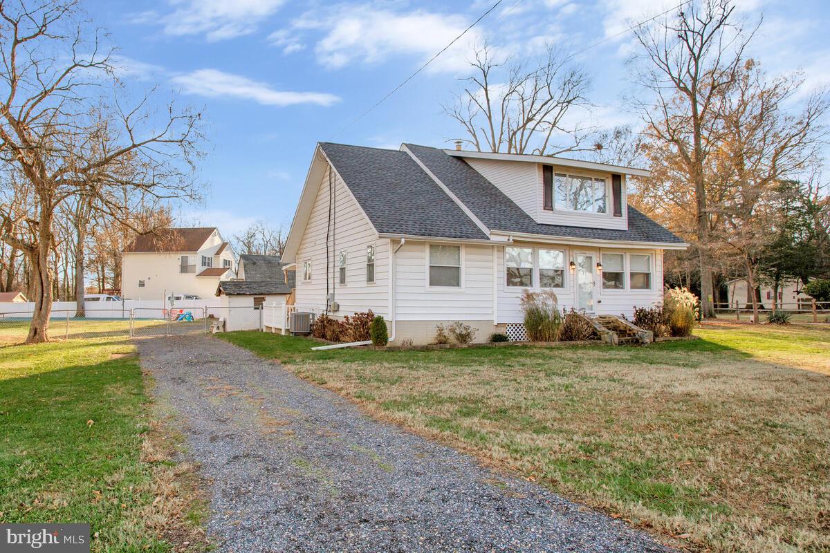 ALTOONA BEACH - Residential