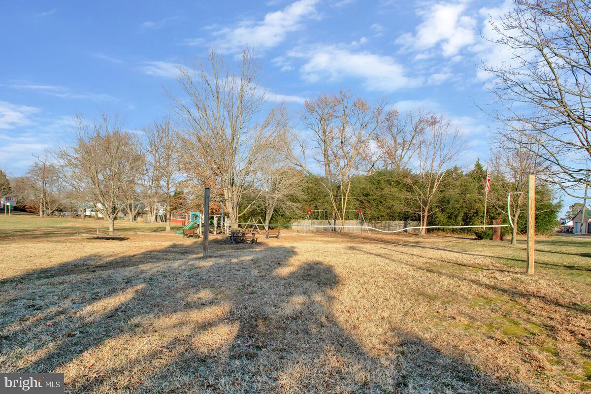 ALTOONA BEACH - Residential