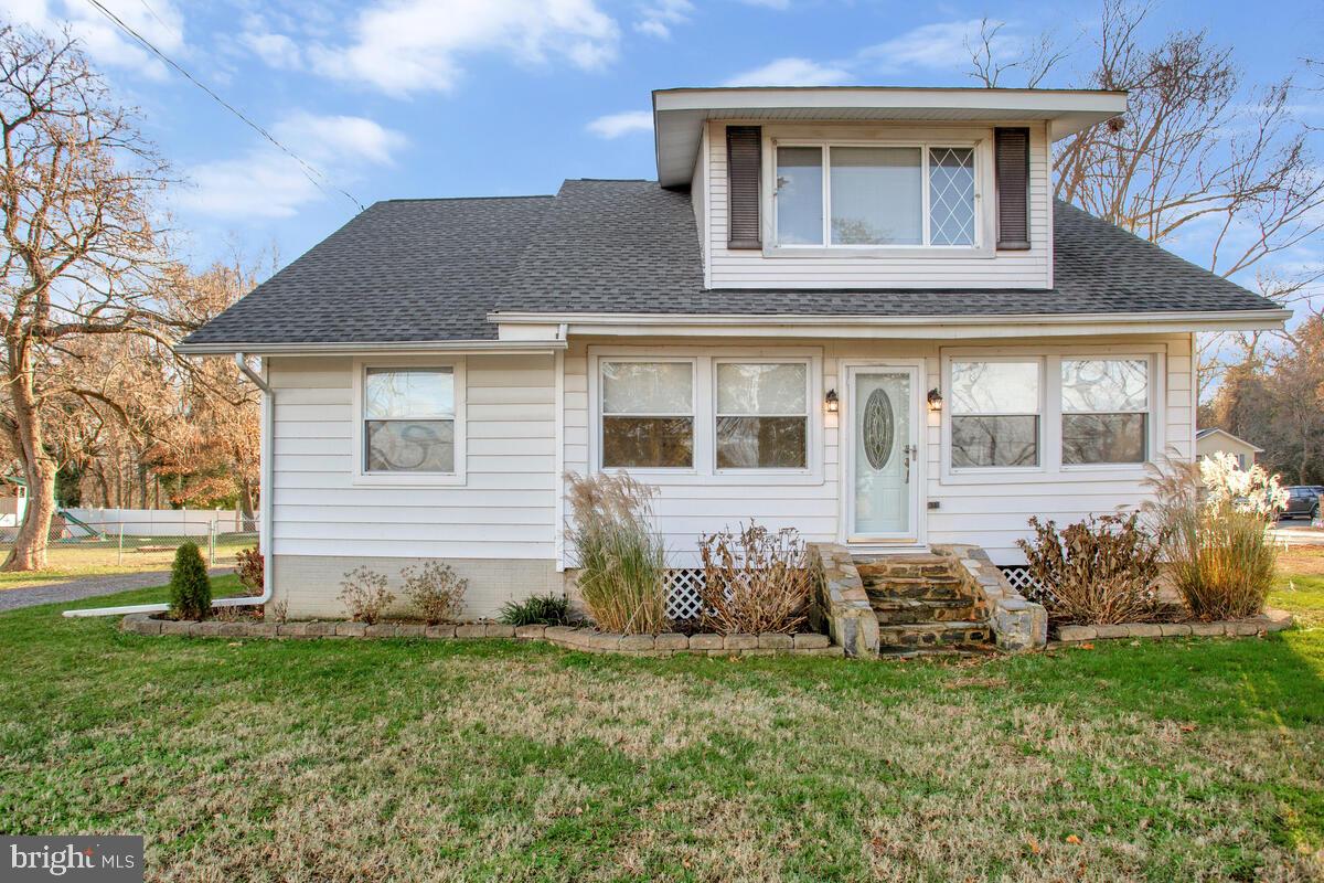 ALTOONA BEACH - Residential