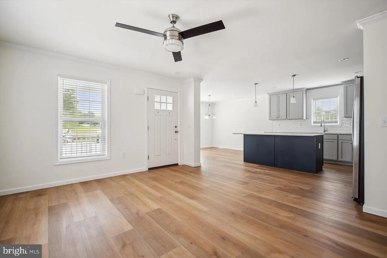 CINNAMON WOODS - Residential