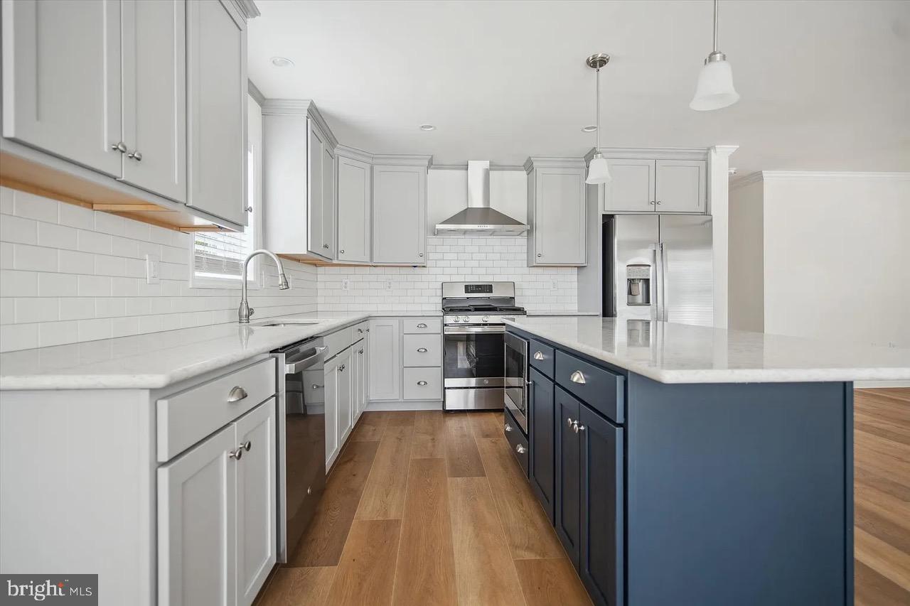 CINNAMON WOODS - Residential