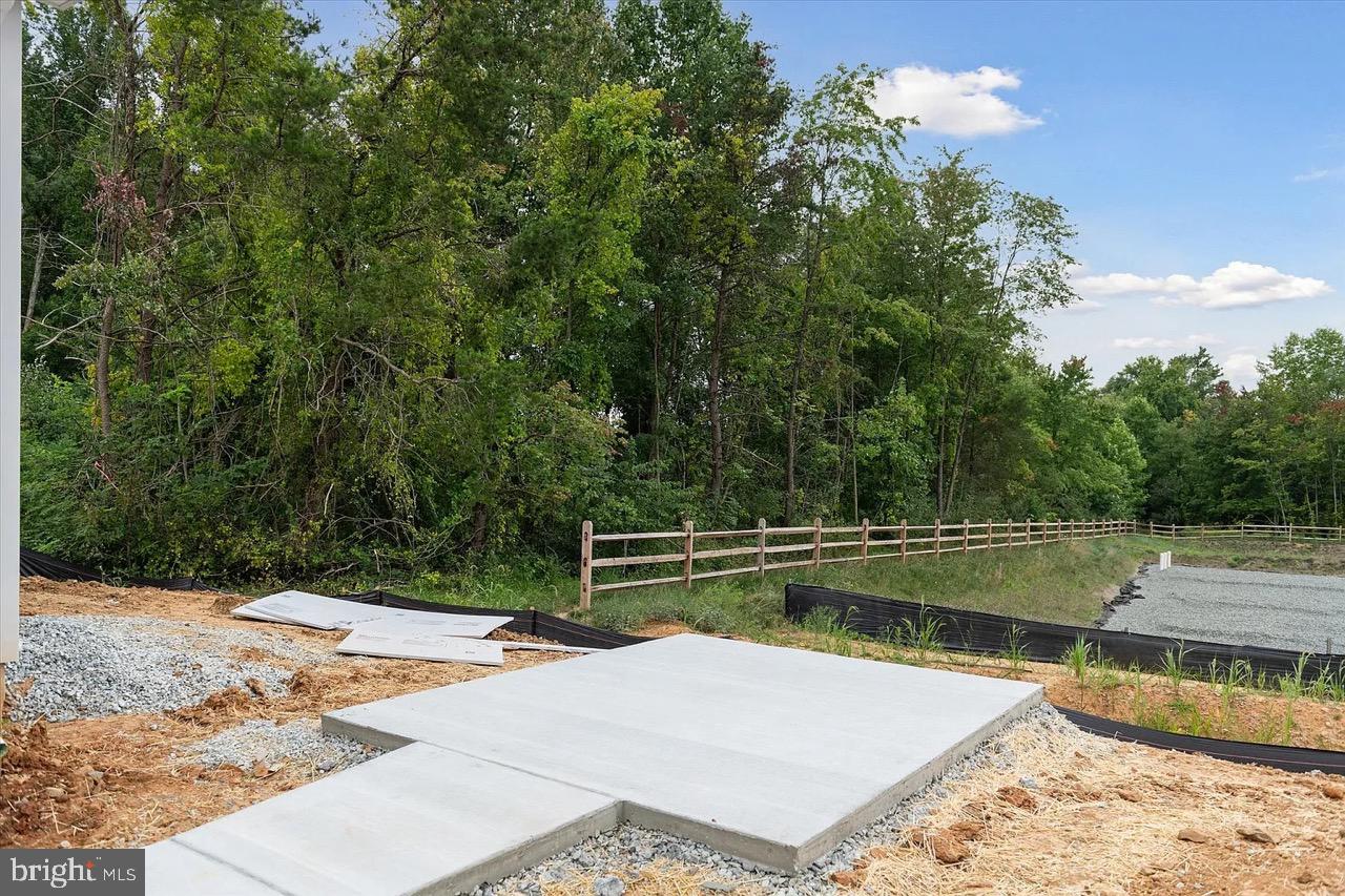 CINNAMON WOODS - Residential