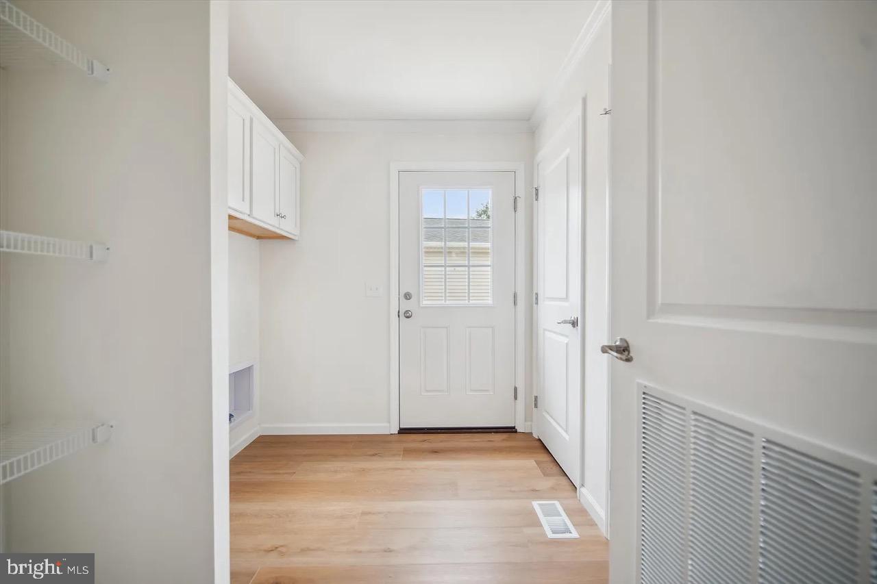 CINNAMON WOODS - Residential