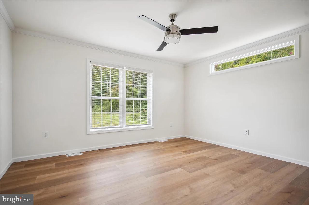 CINNAMON WOODS - Residential