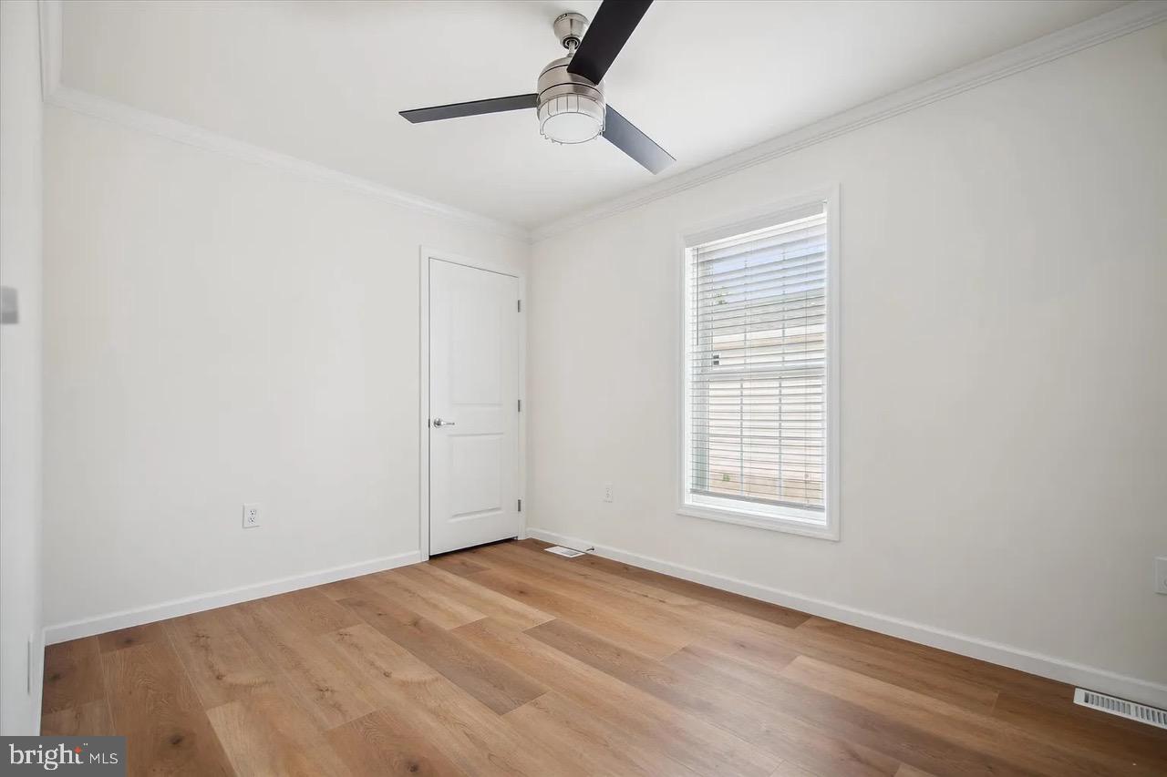 CINNAMON WOODS - Residential