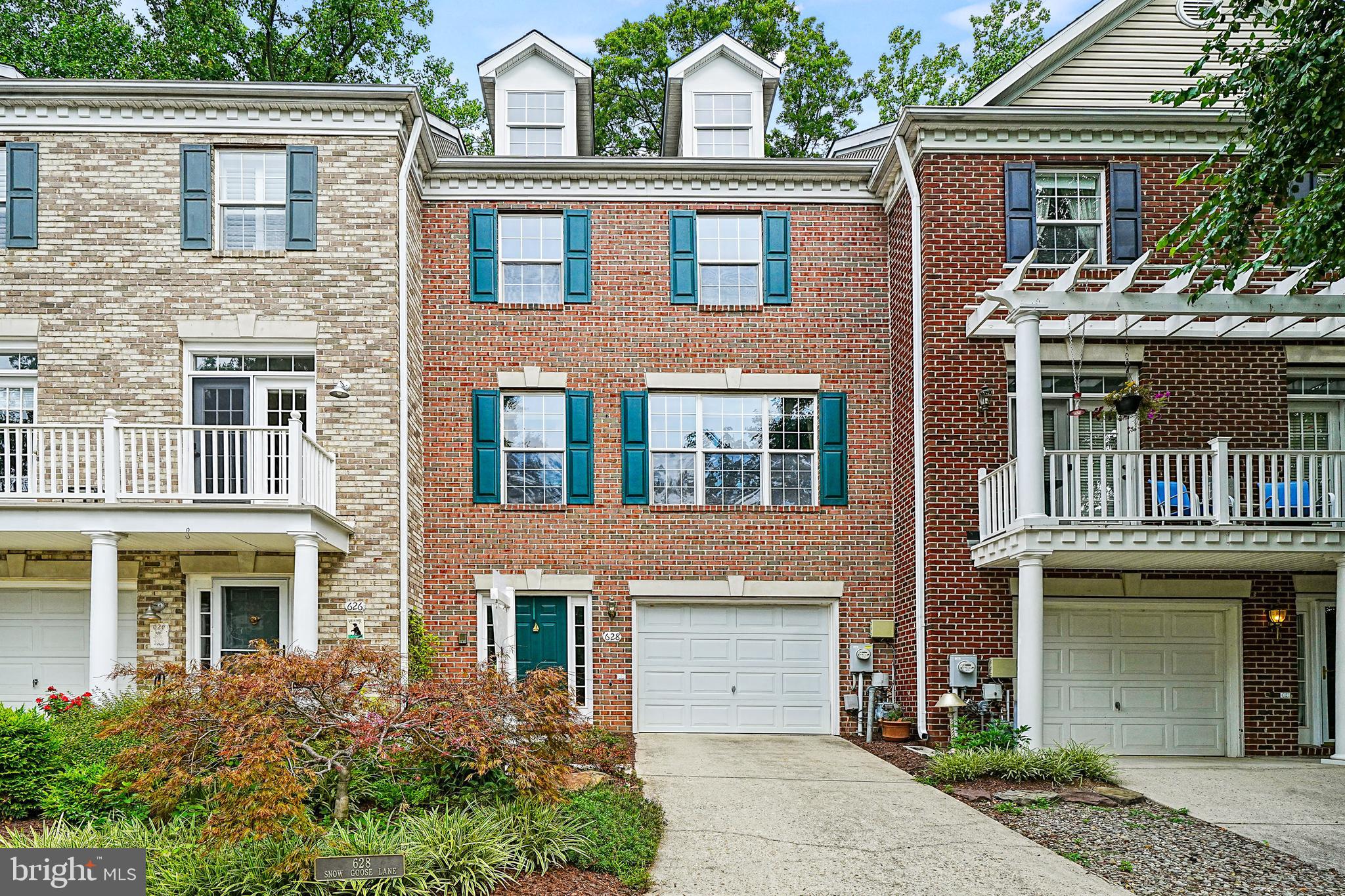 WATERS EDGE AT WOODS LANDING - Residential