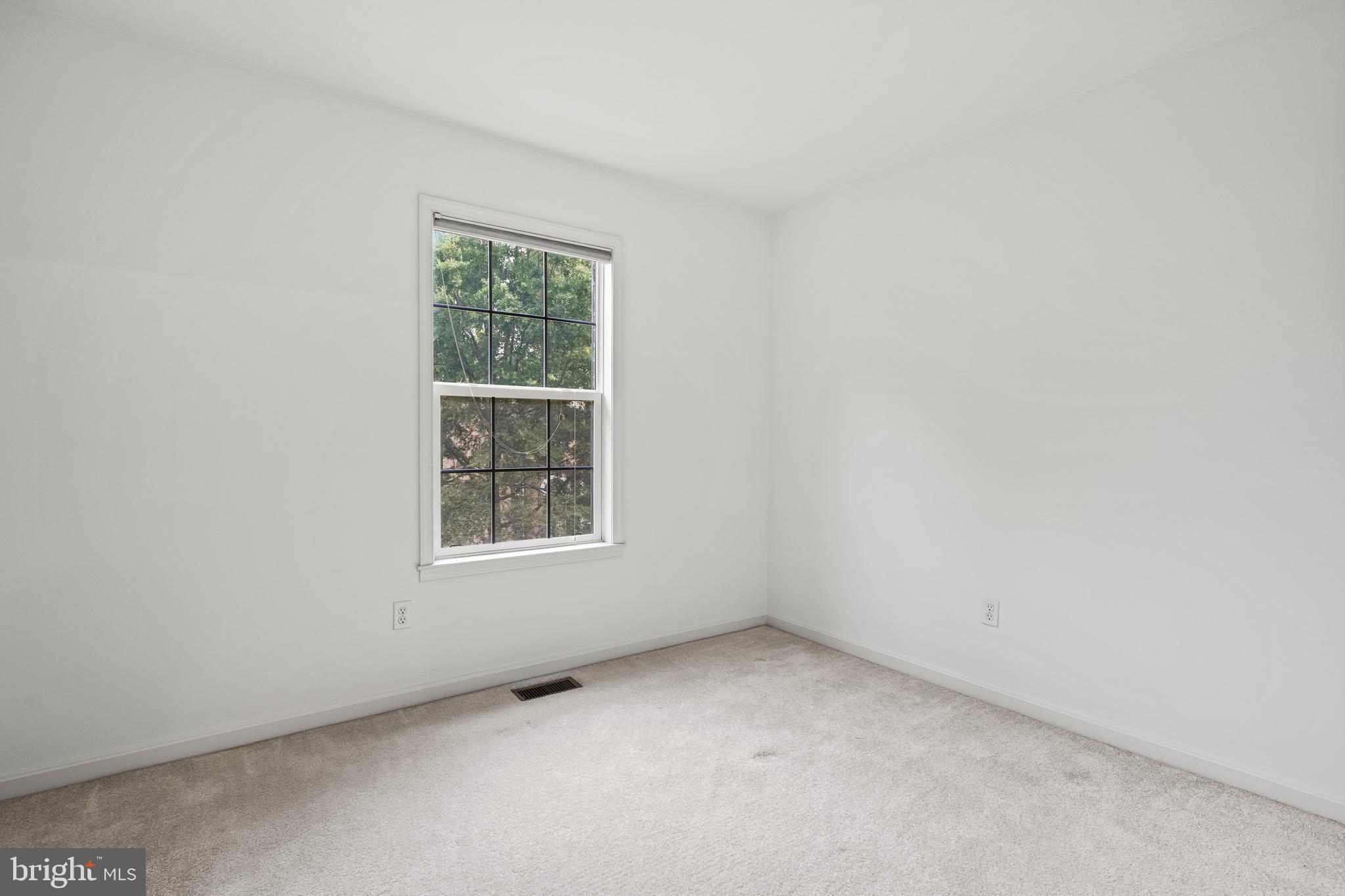 WATERS EDGE AT WOODS LANDING - Residential