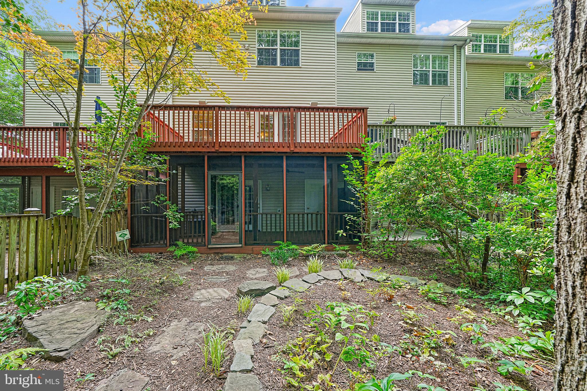 WATERS EDGE AT WOODS LANDING - Residential