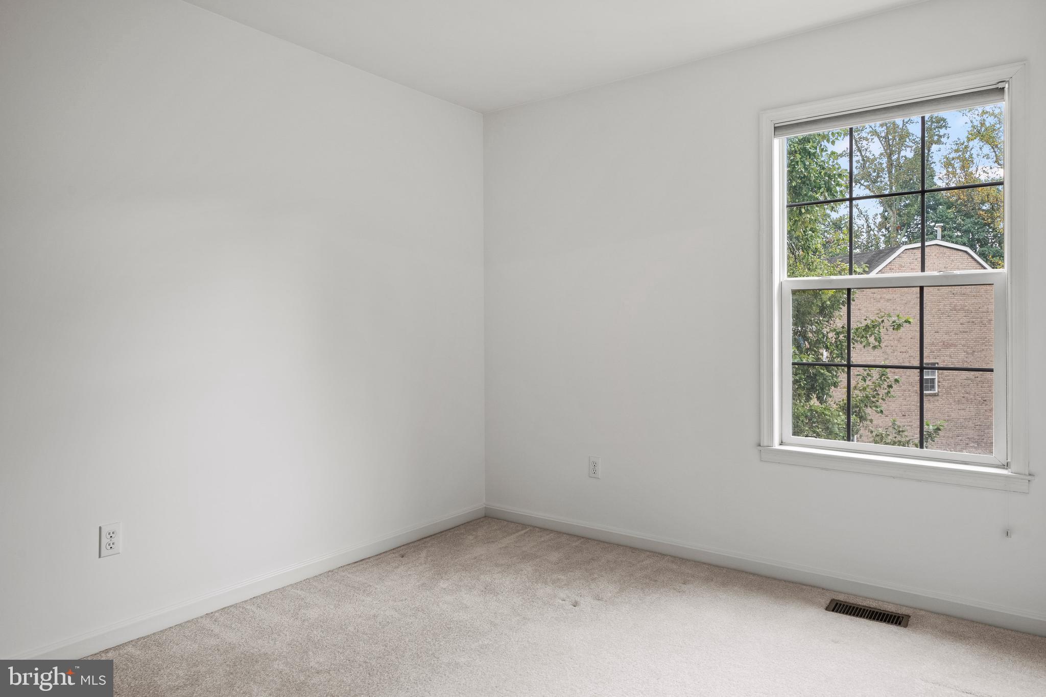 WATERS EDGE AT WOODS LANDING - Residential