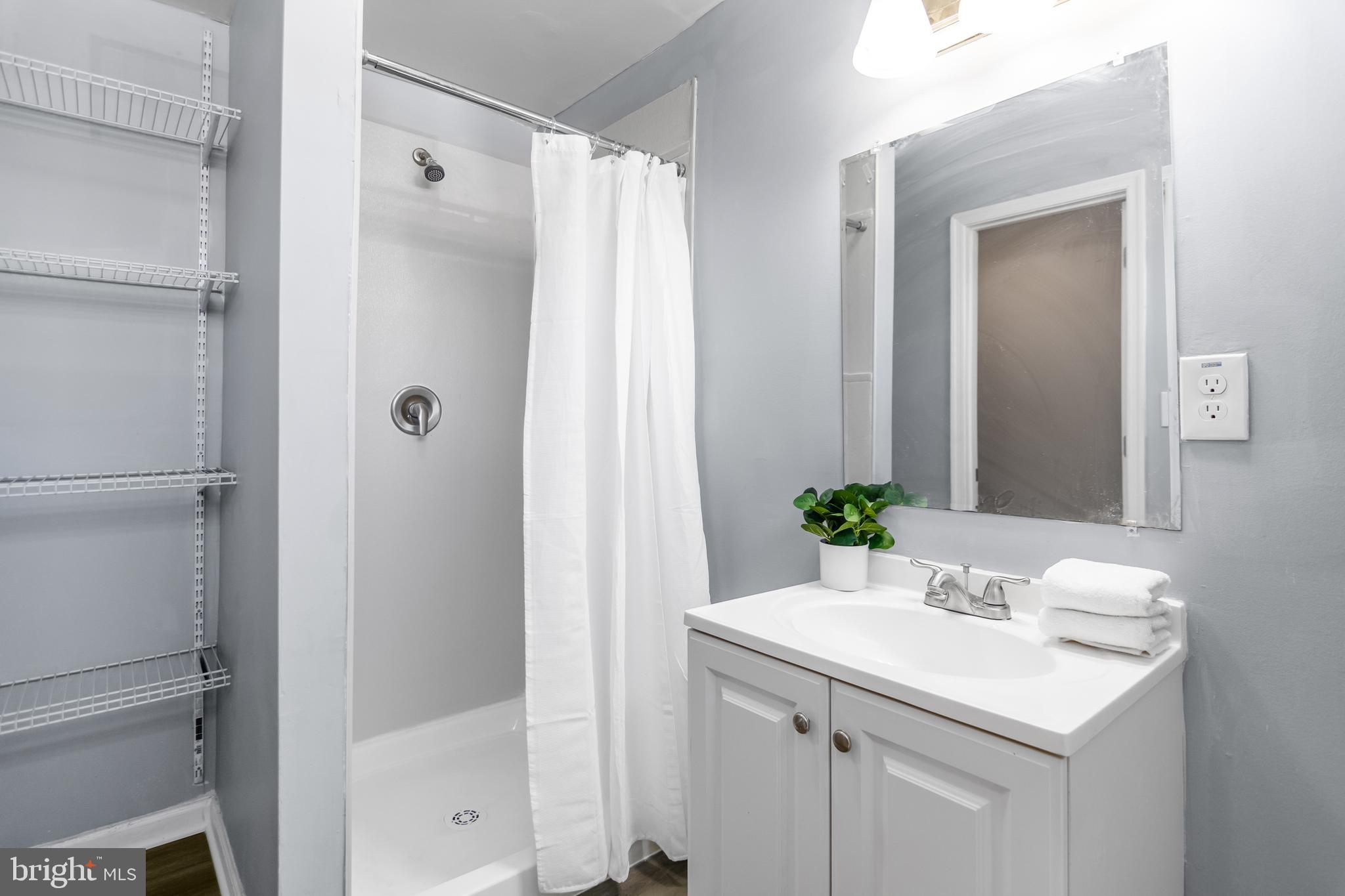 VIOLETVILLE - Residential