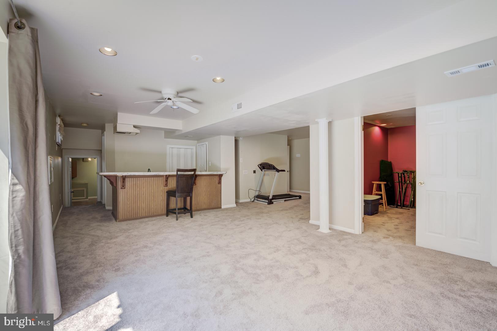 KINGS SQUARE - Residential