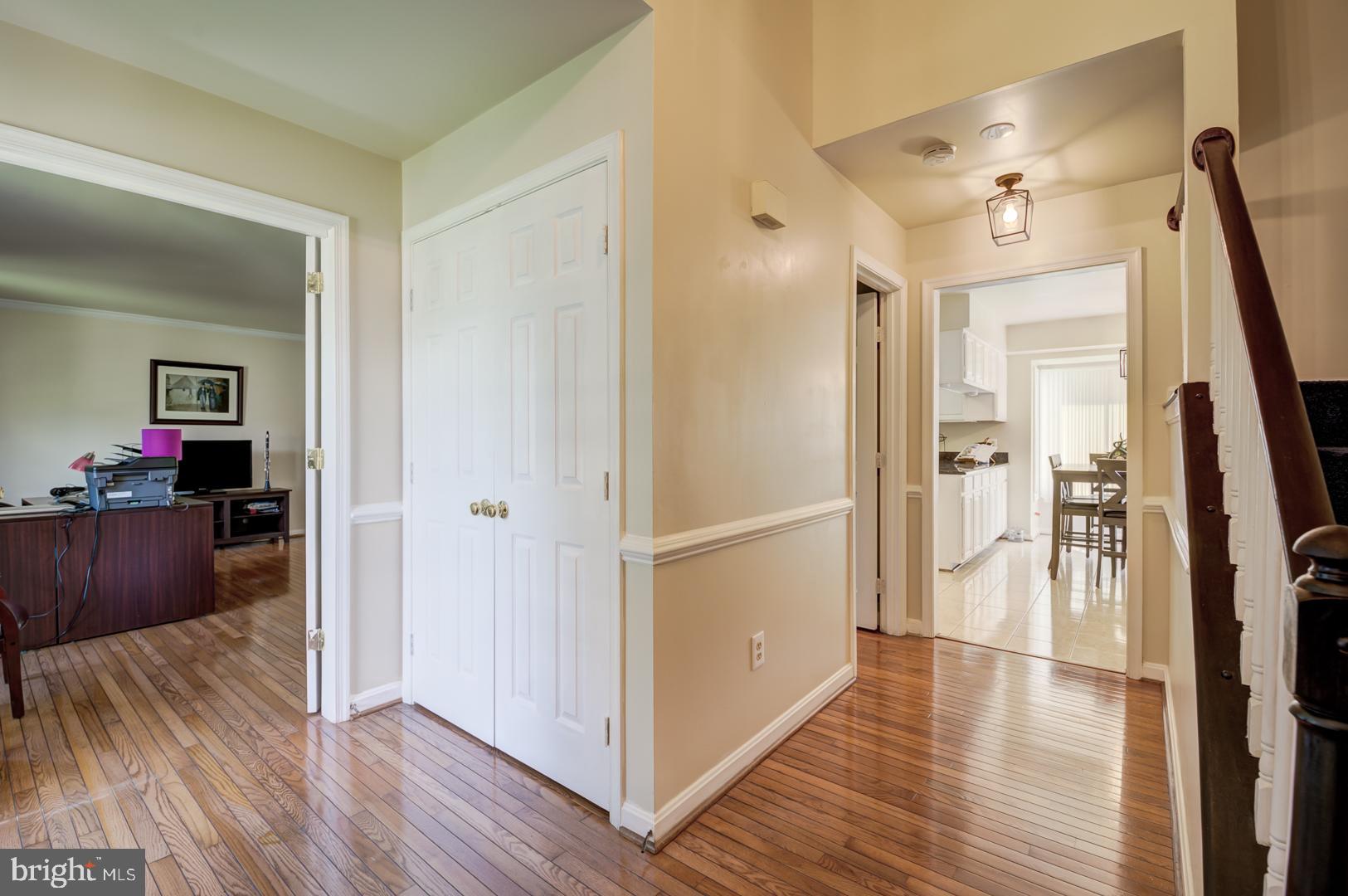 KINGS SQUARE - Residential