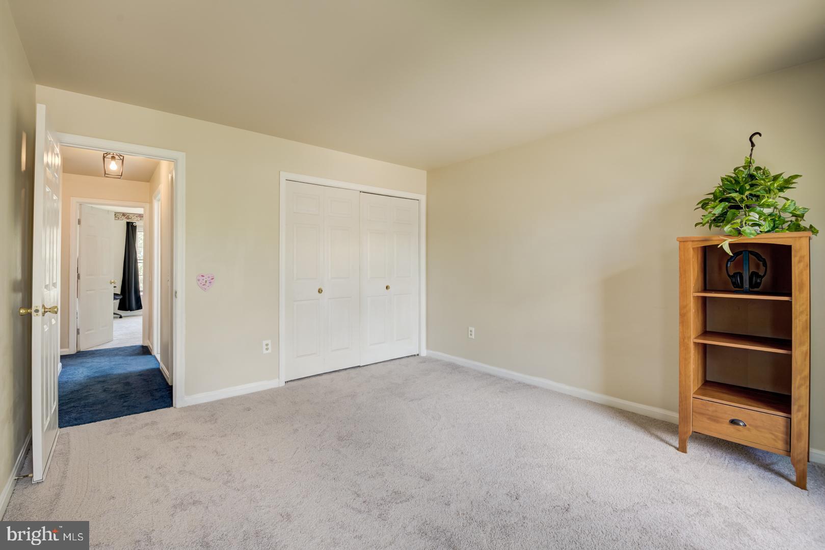 KINGS SQUARE - Residential