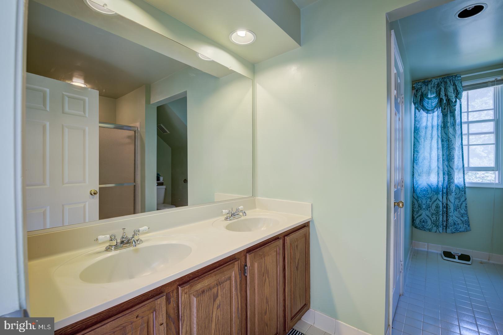 KINGS SQUARE - Residential