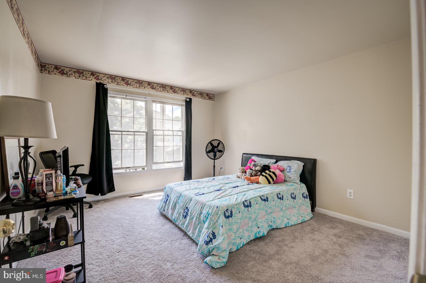 KINGS SQUARE - Residential