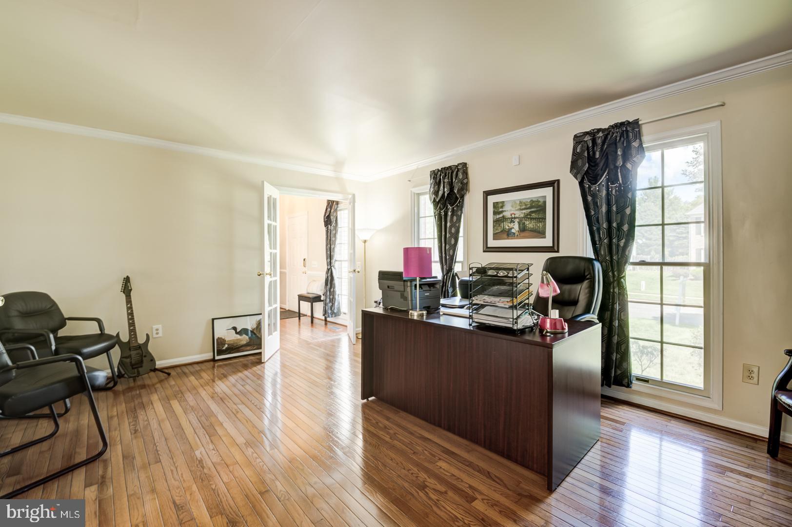 KINGS SQUARE - Residential