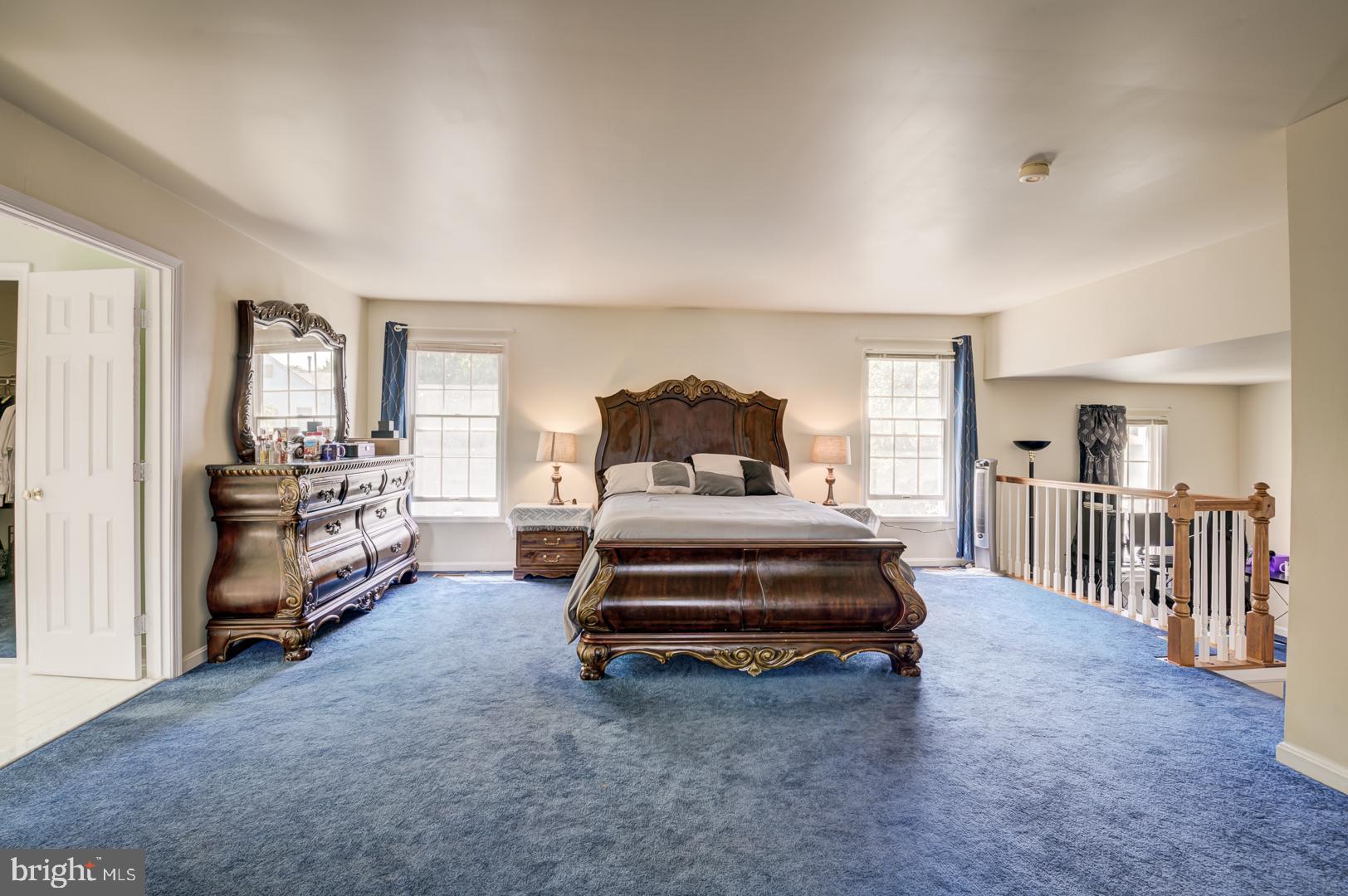 KINGS SQUARE - Residential