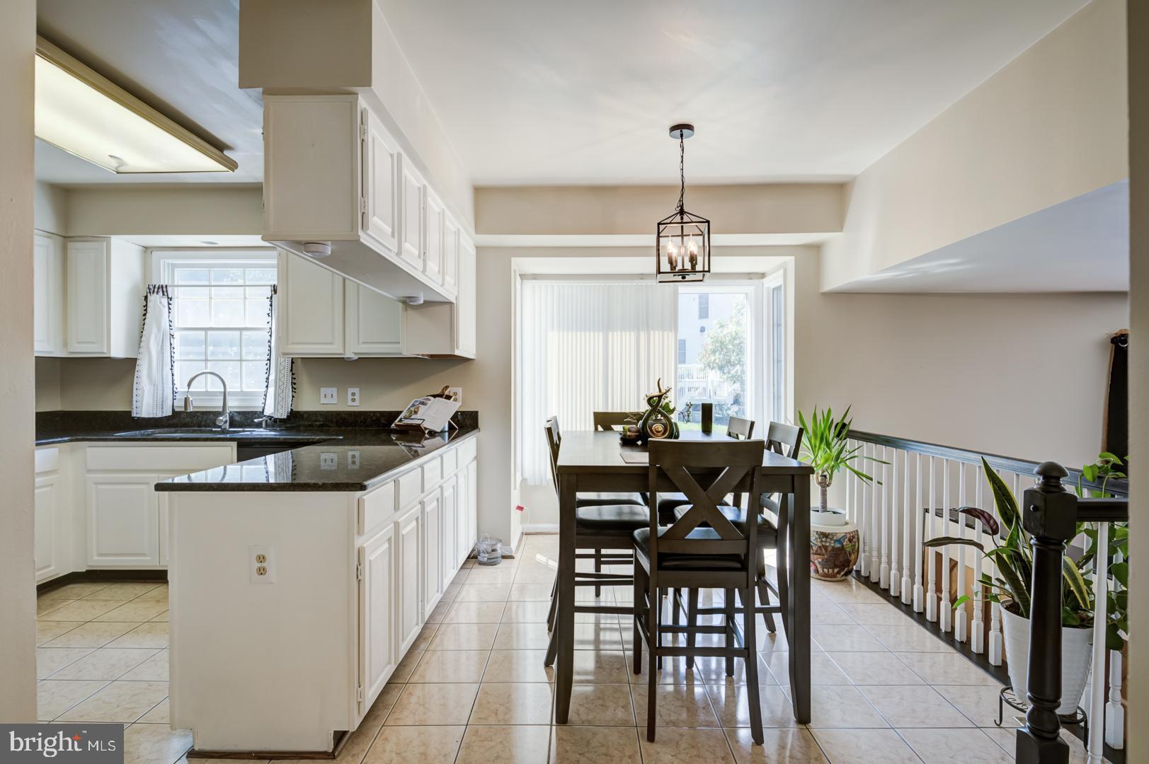 KINGS SQUARE - Residential