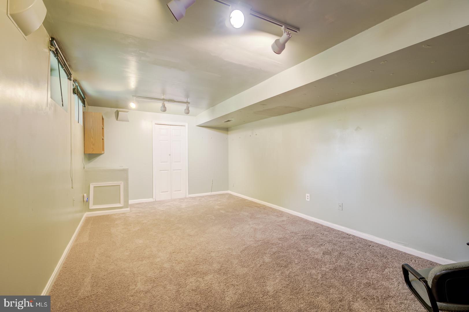 KINGS SQUARE - Residential