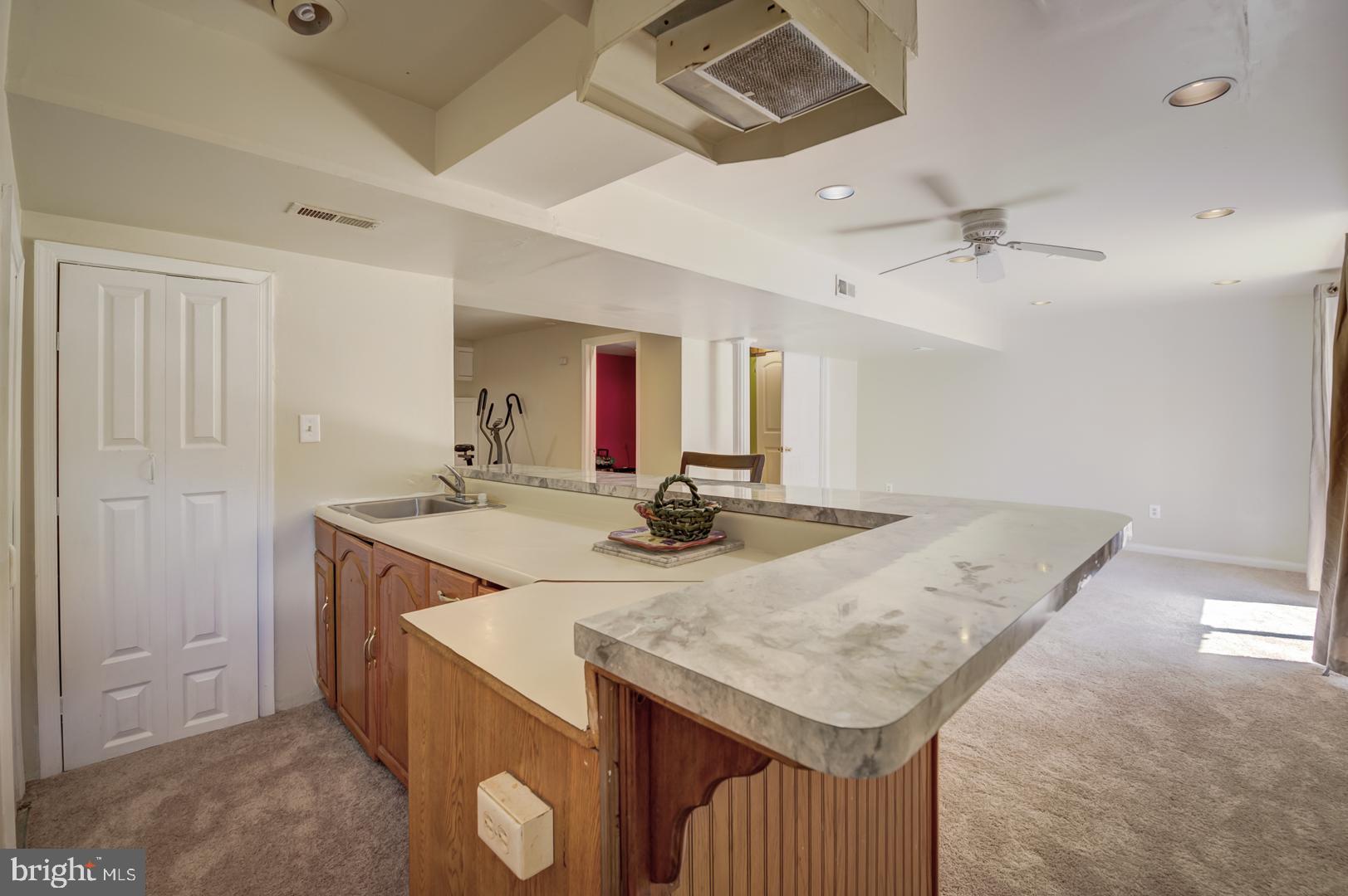 KINGS SQUARE - Residential