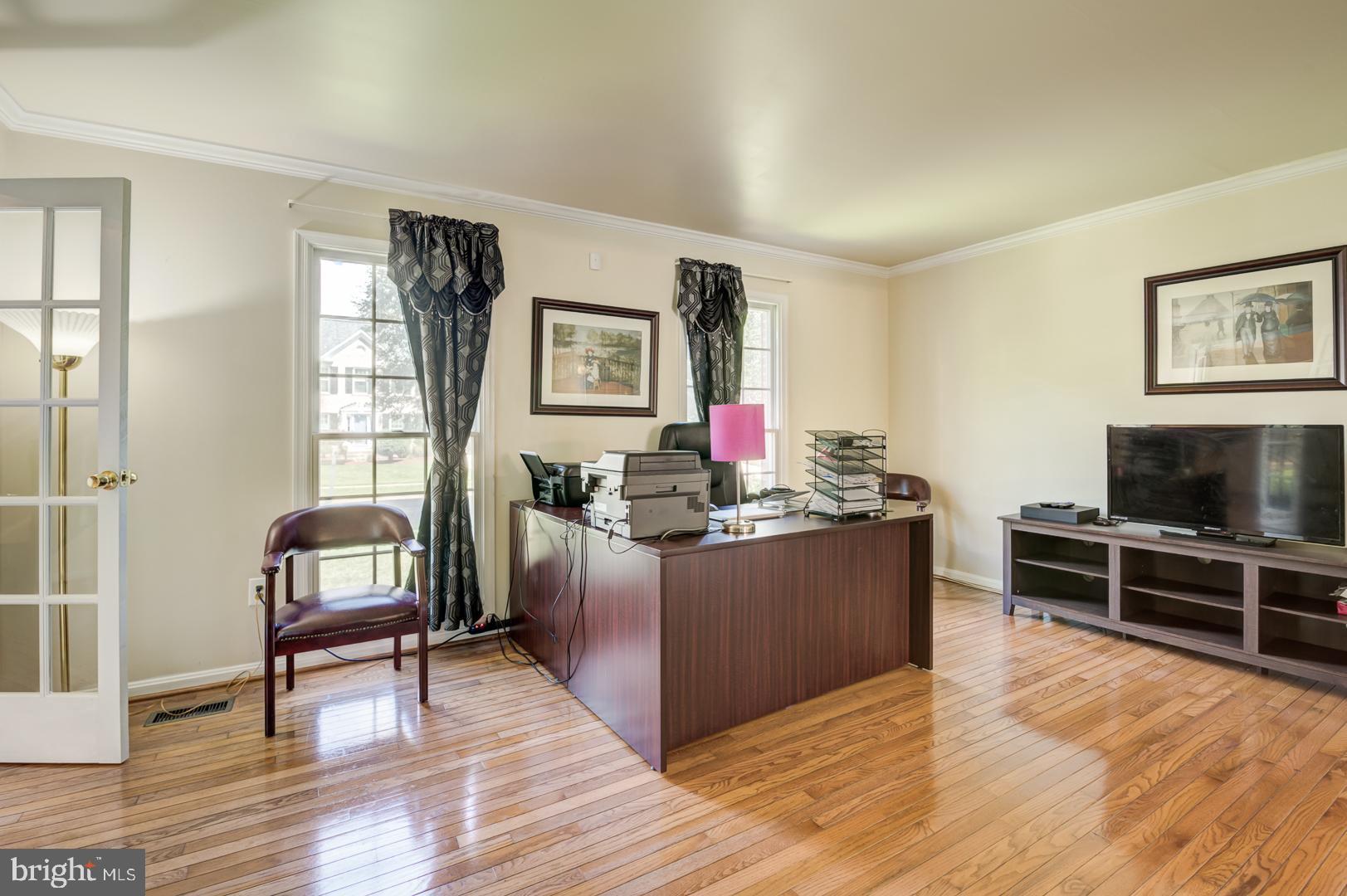 KINGS SQUARE - Residential