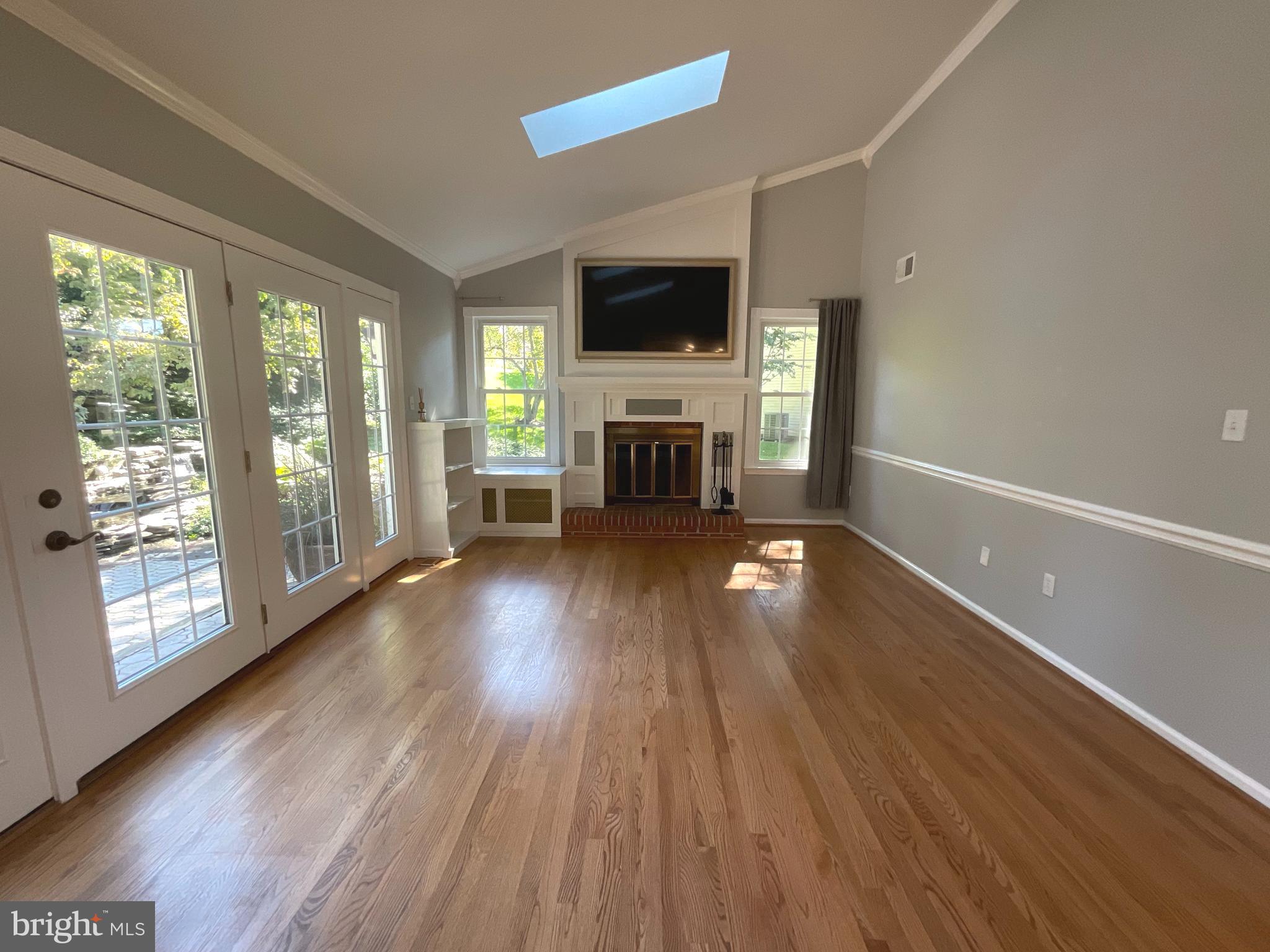 WOLFTRAP MEADOWS - Residential Lease