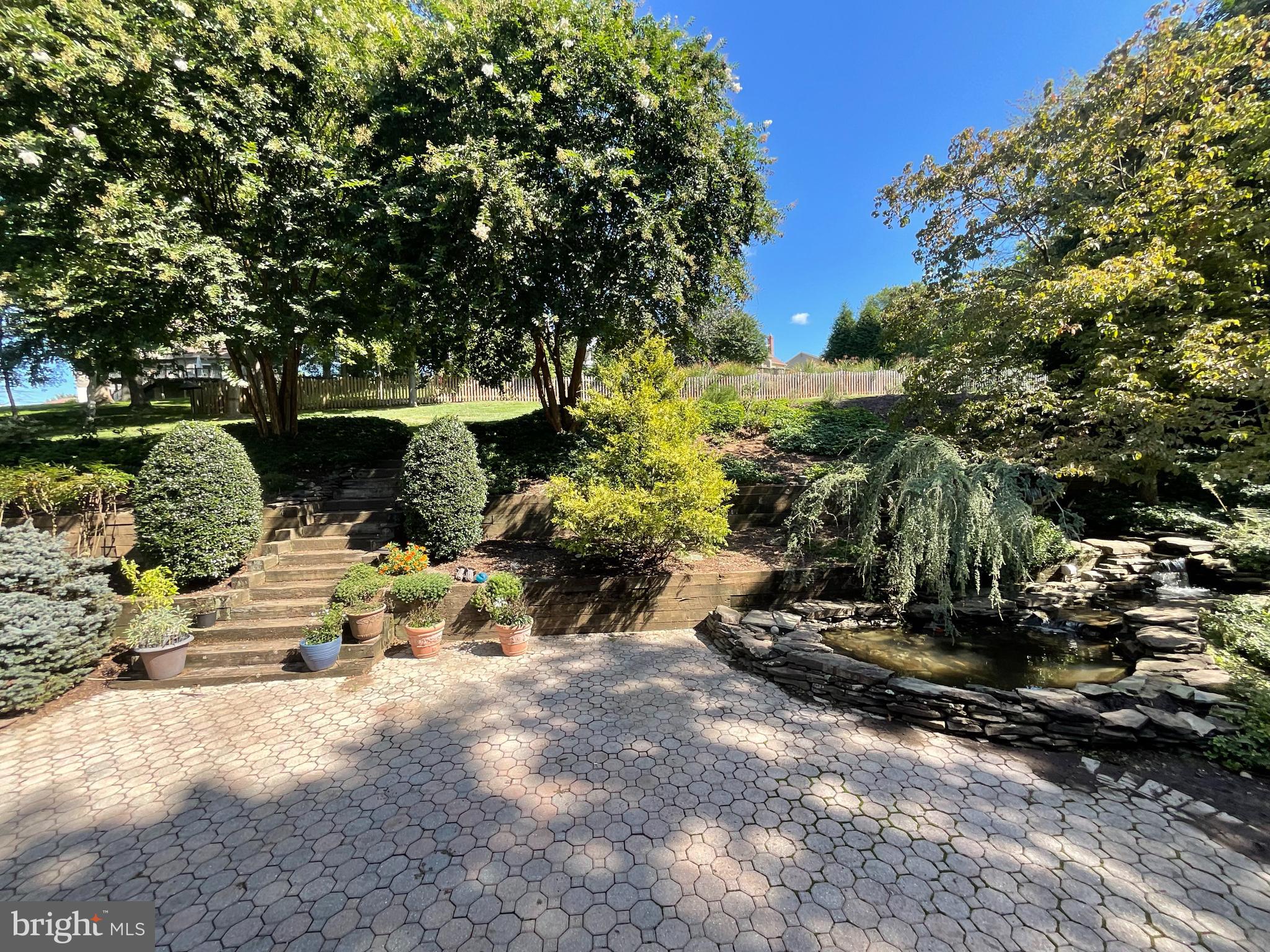 WOLFTRAP MEADOWS - Residential Lease