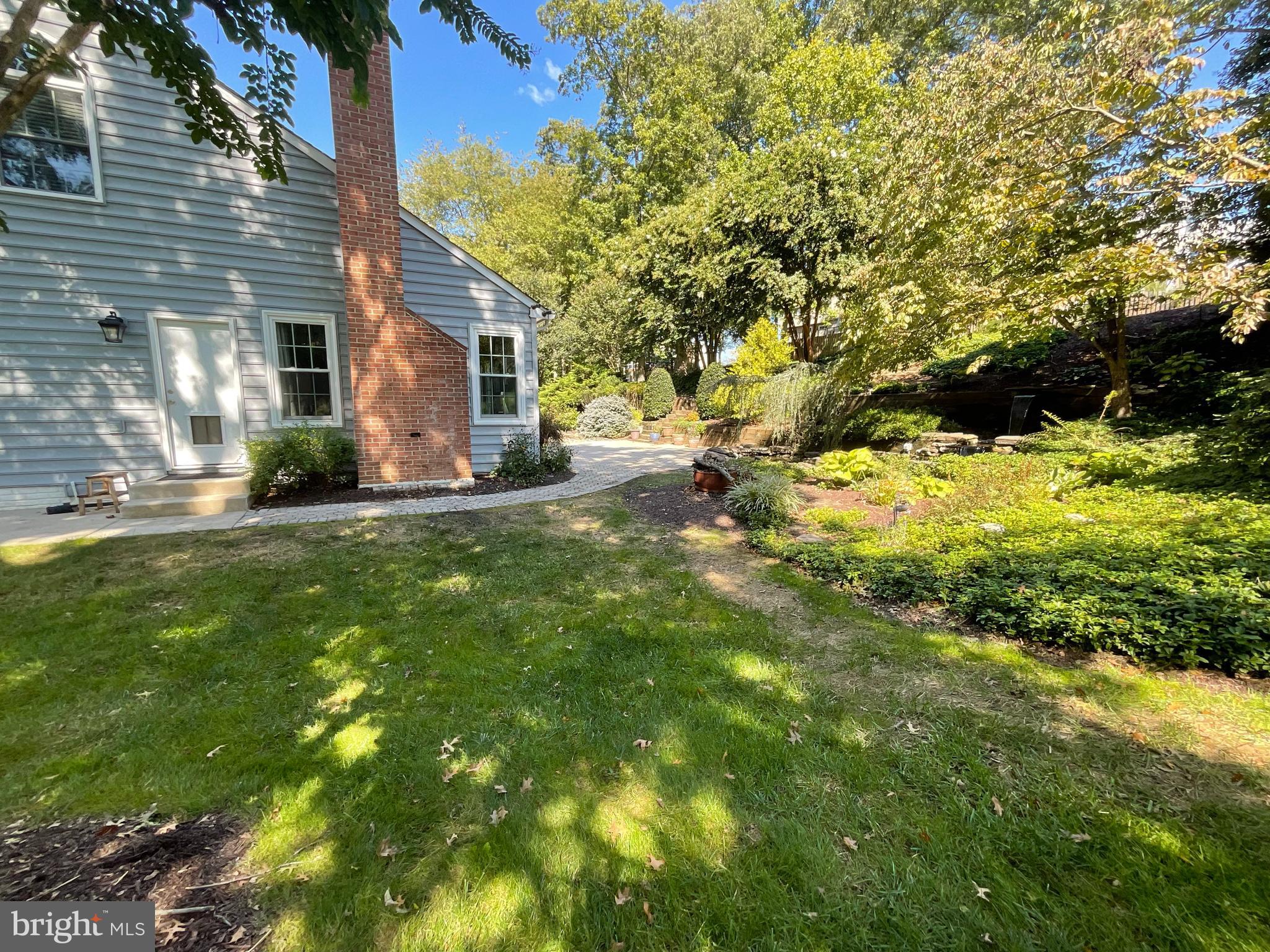 WOLFTRAP MEADOWS - Residential Lease