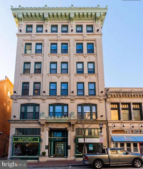 MOUNT VERNON PLACE HISTORIC DISTRICT - Residential Lease