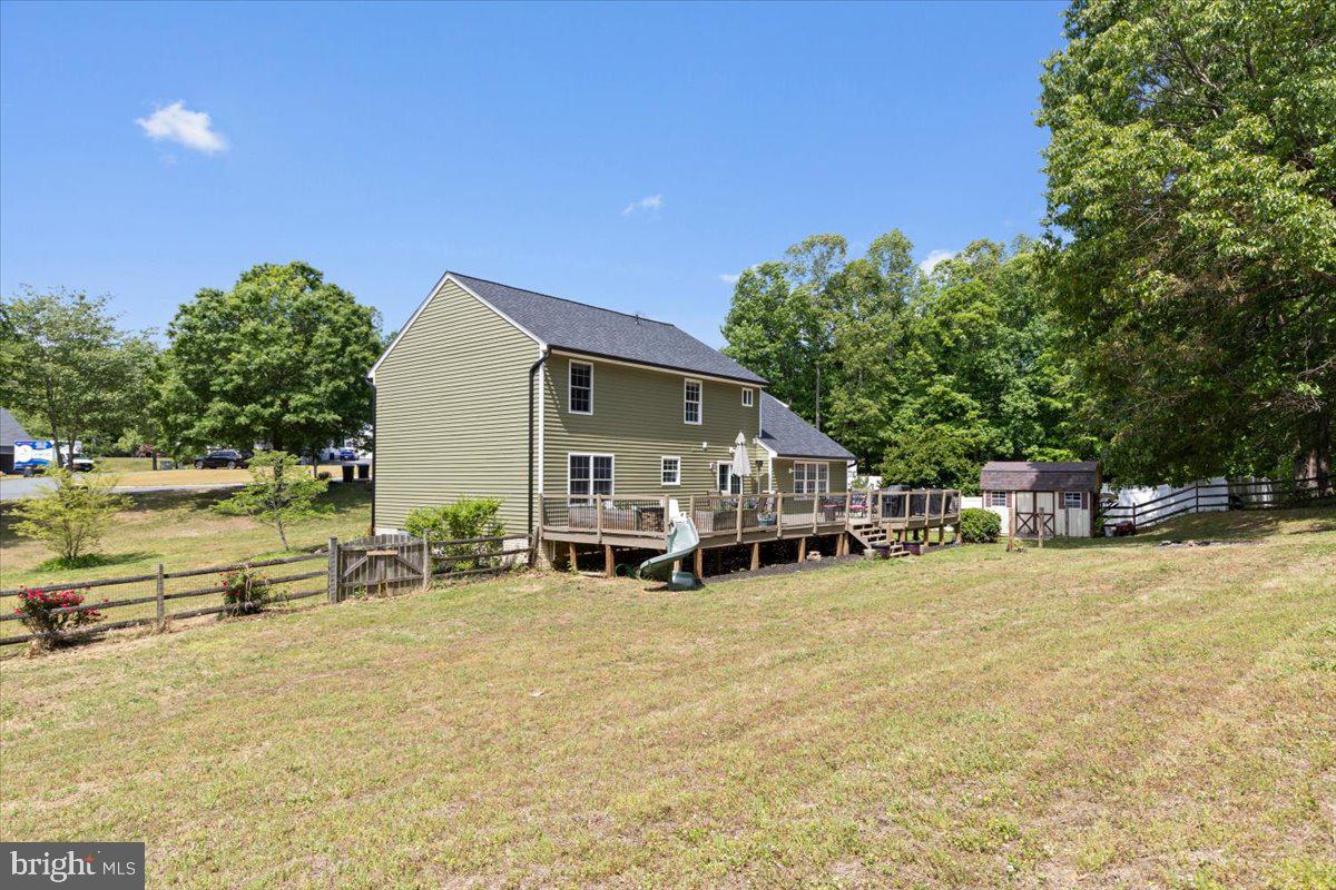 MILLS POND - Residential