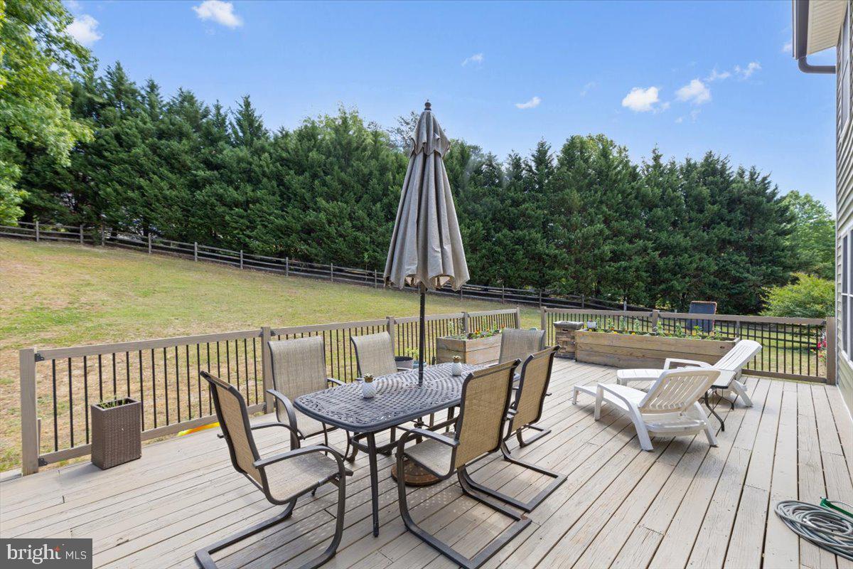 MILLS POND - Residential